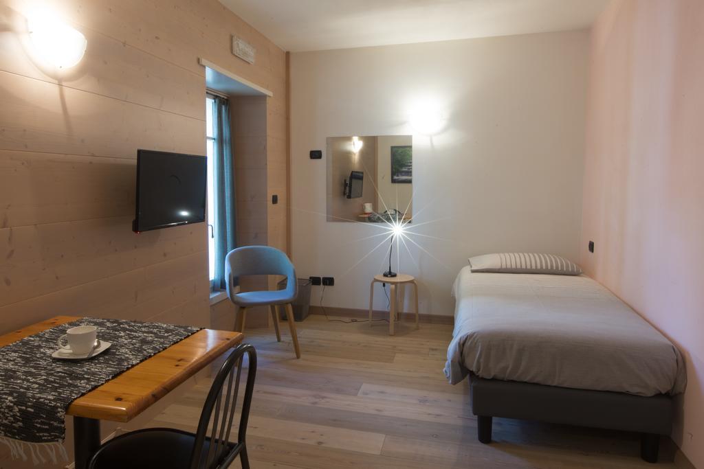 Marzia Rooms Bormio Bagian luar foto