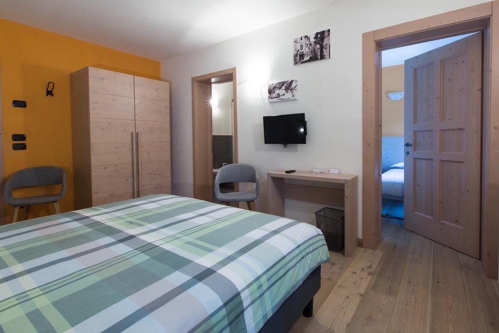 Marzia Rooms Bormio Bagian luar foto